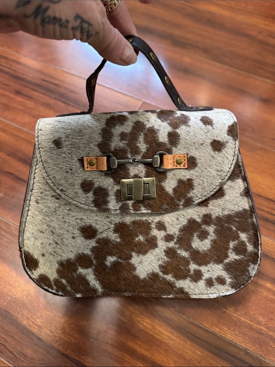 western cowgirl Handbags - Cowhide Top-Handle Satchel in Brown and White